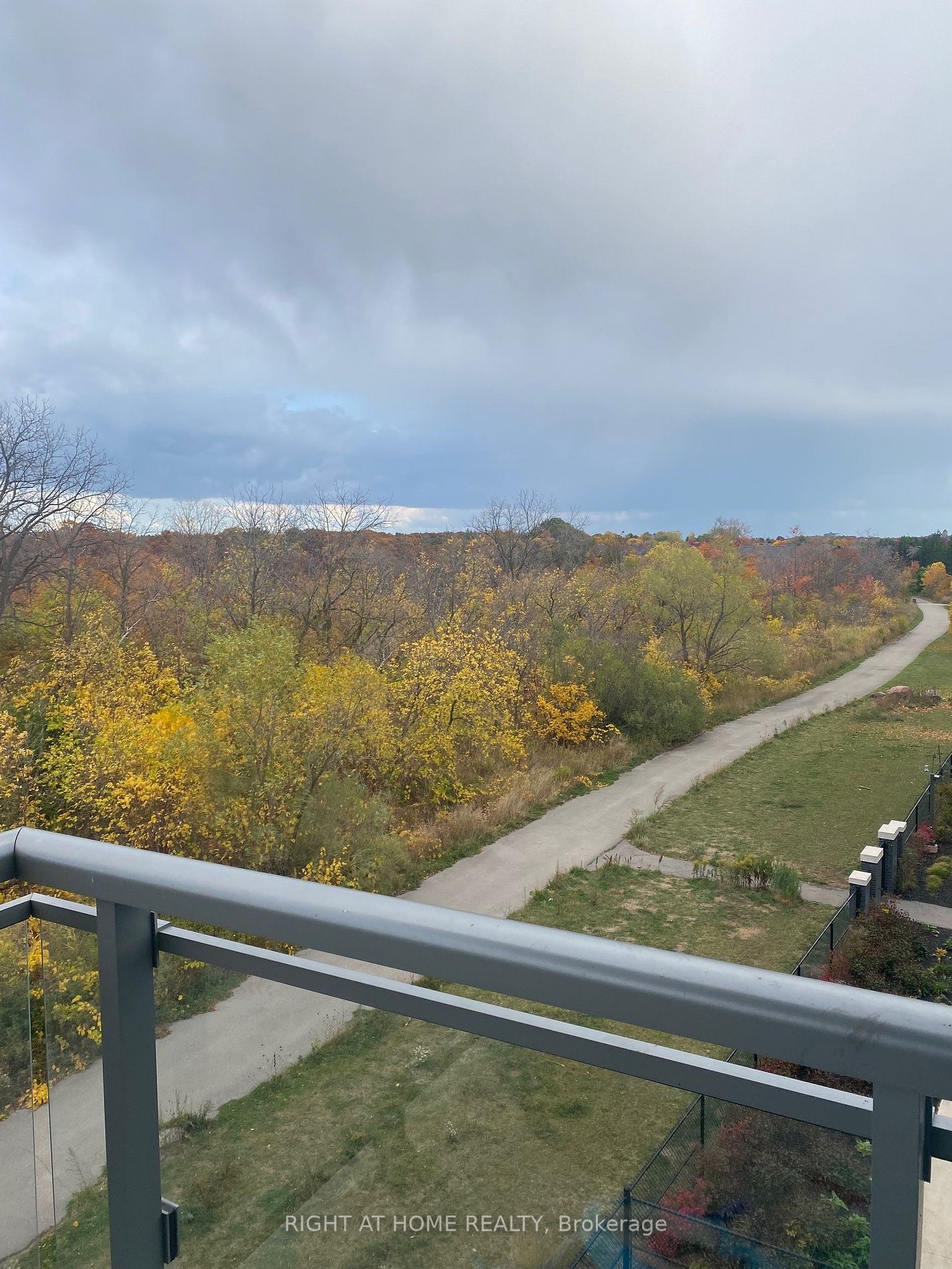 5240 Dundas St, #411
