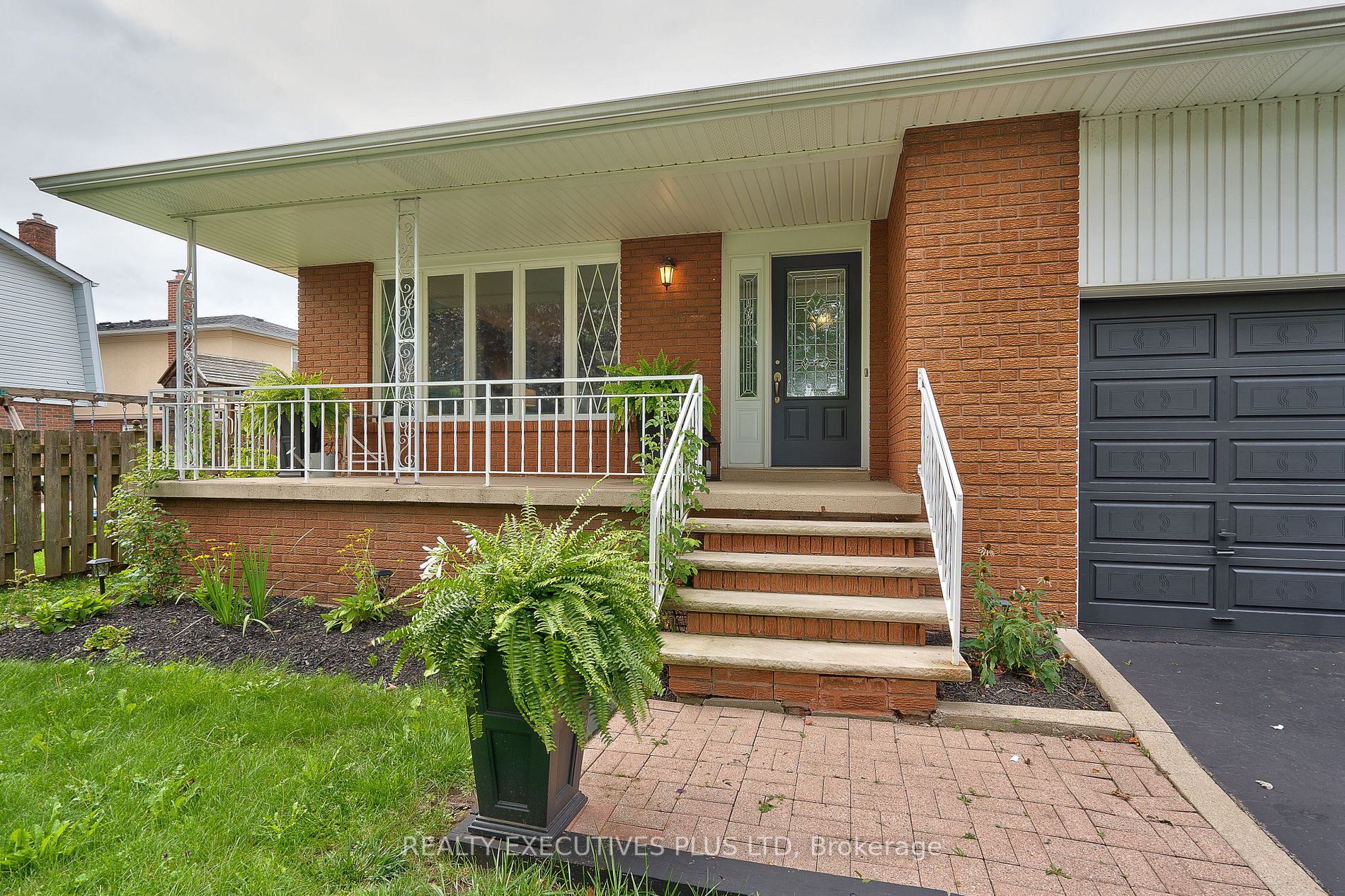 311 Ulric Cres