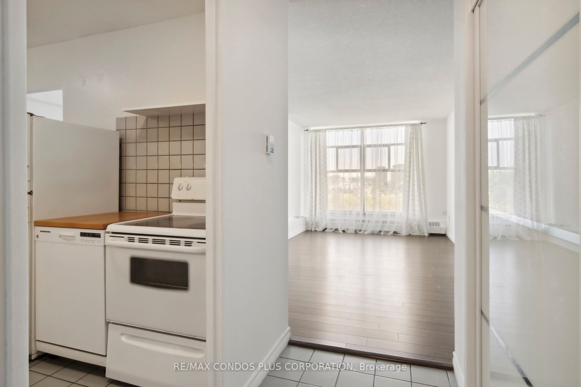 Listing W6813656 - Large Photo # 6