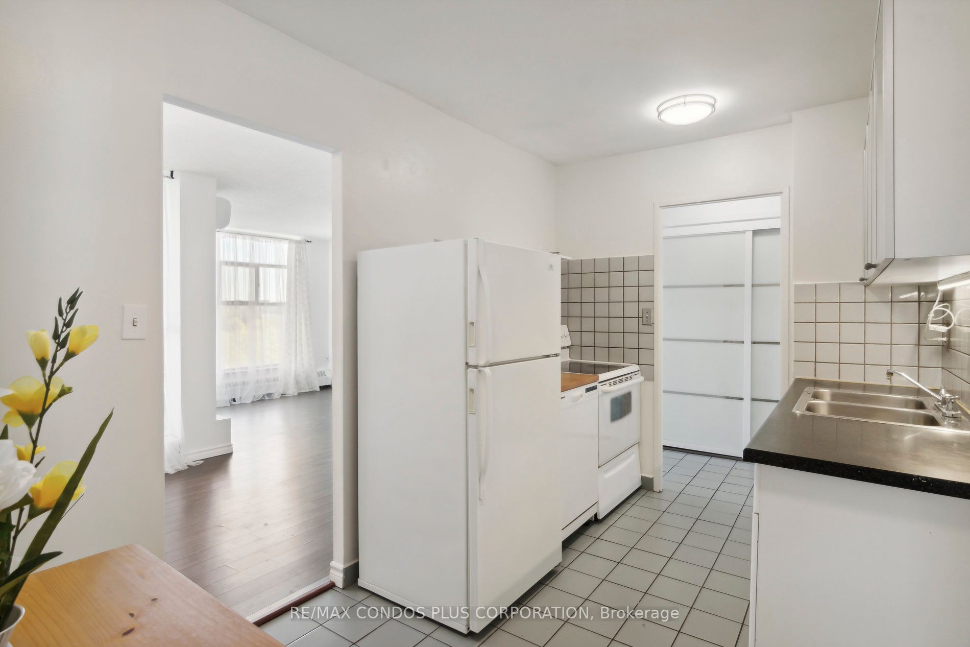 Listing W6813656 - Large Photo # 11