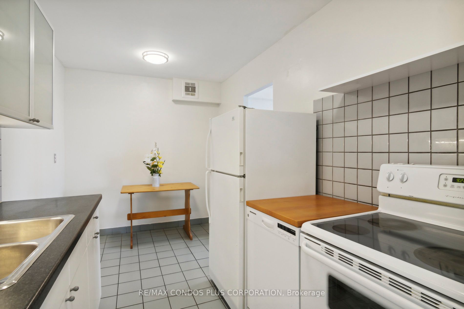 Listing W6813656 - Large Photo # 8