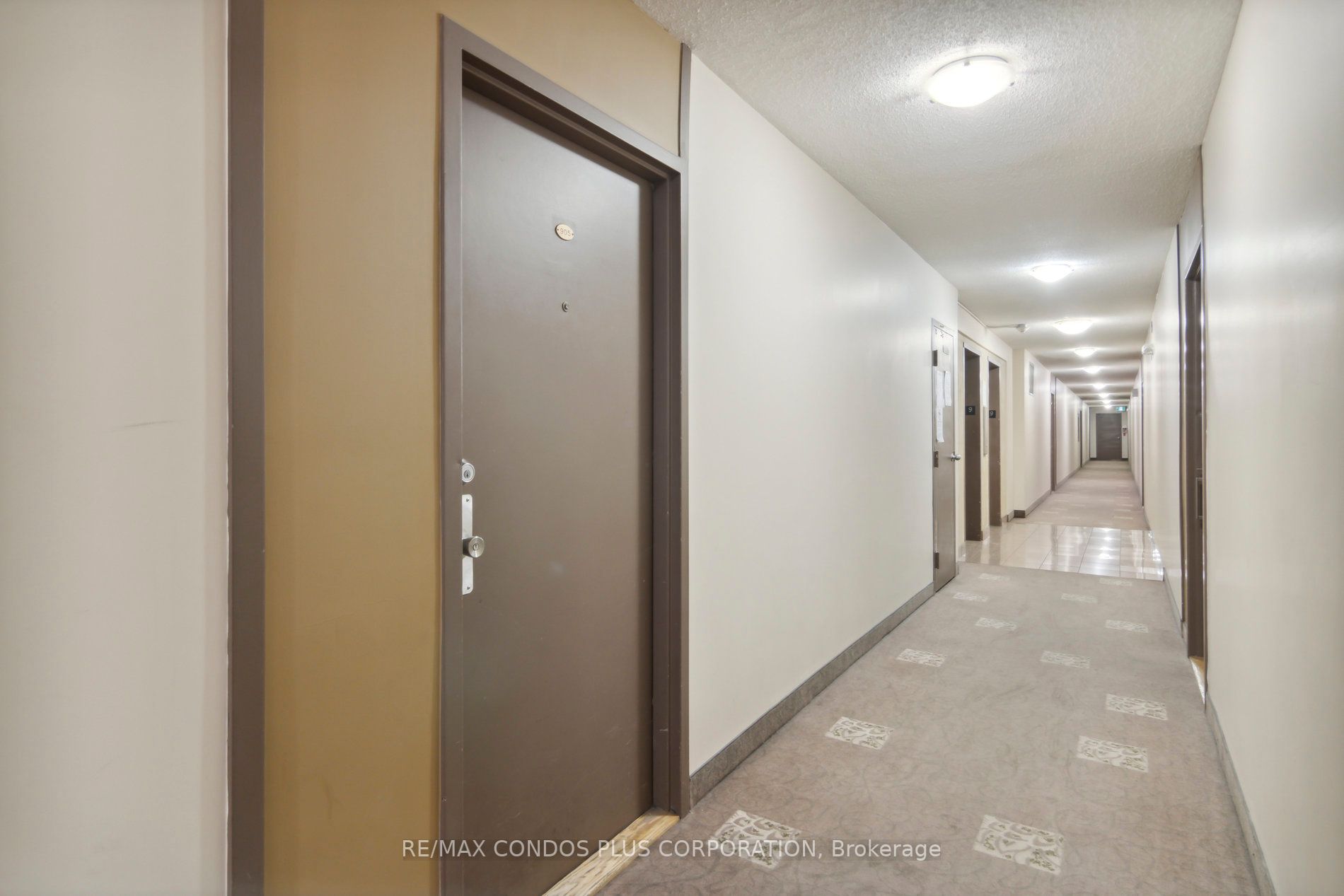 Listing W6813656 - Large Photo # 4