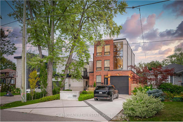 588 Curzon Ave