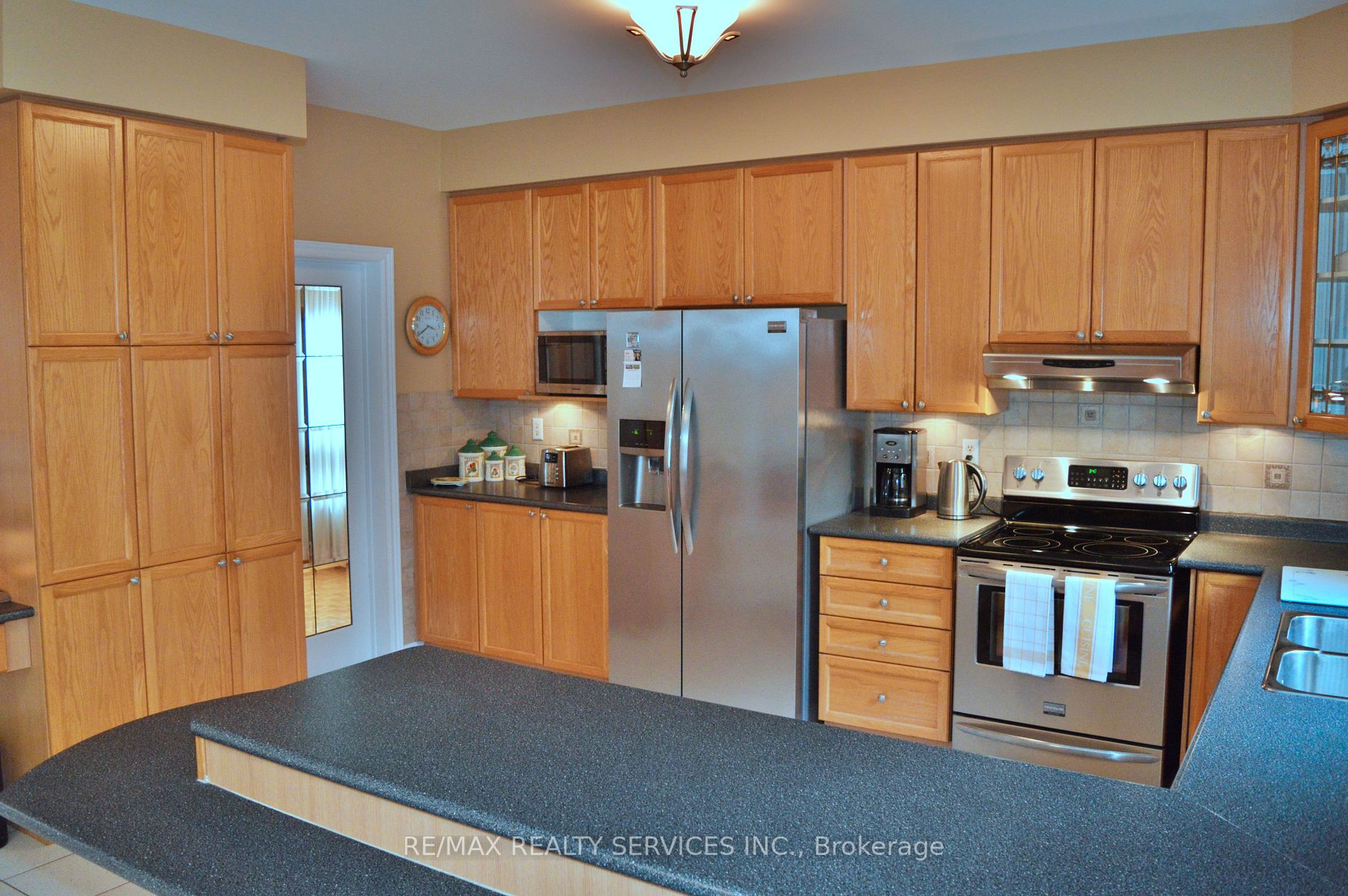 3 Valleybrae Court