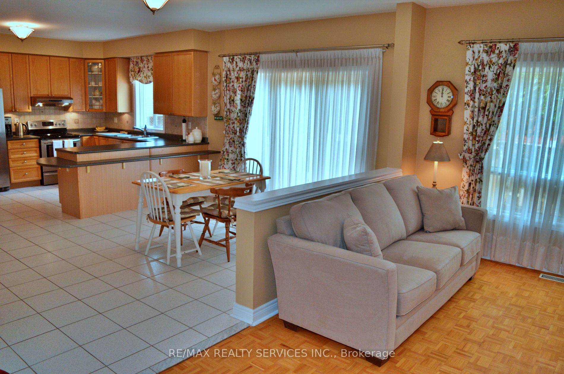 3 Valleybrae Court