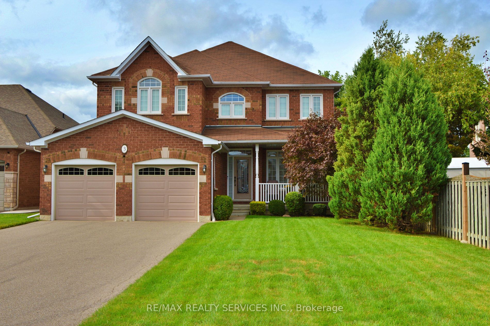 3 Valleybrae Crt