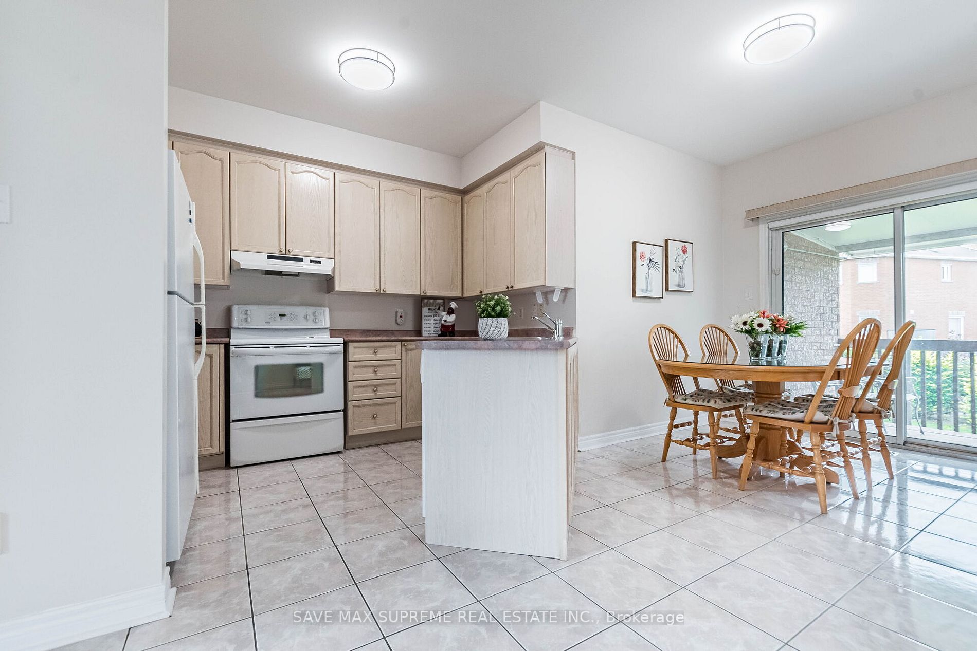 10 Kirkwood Crescent