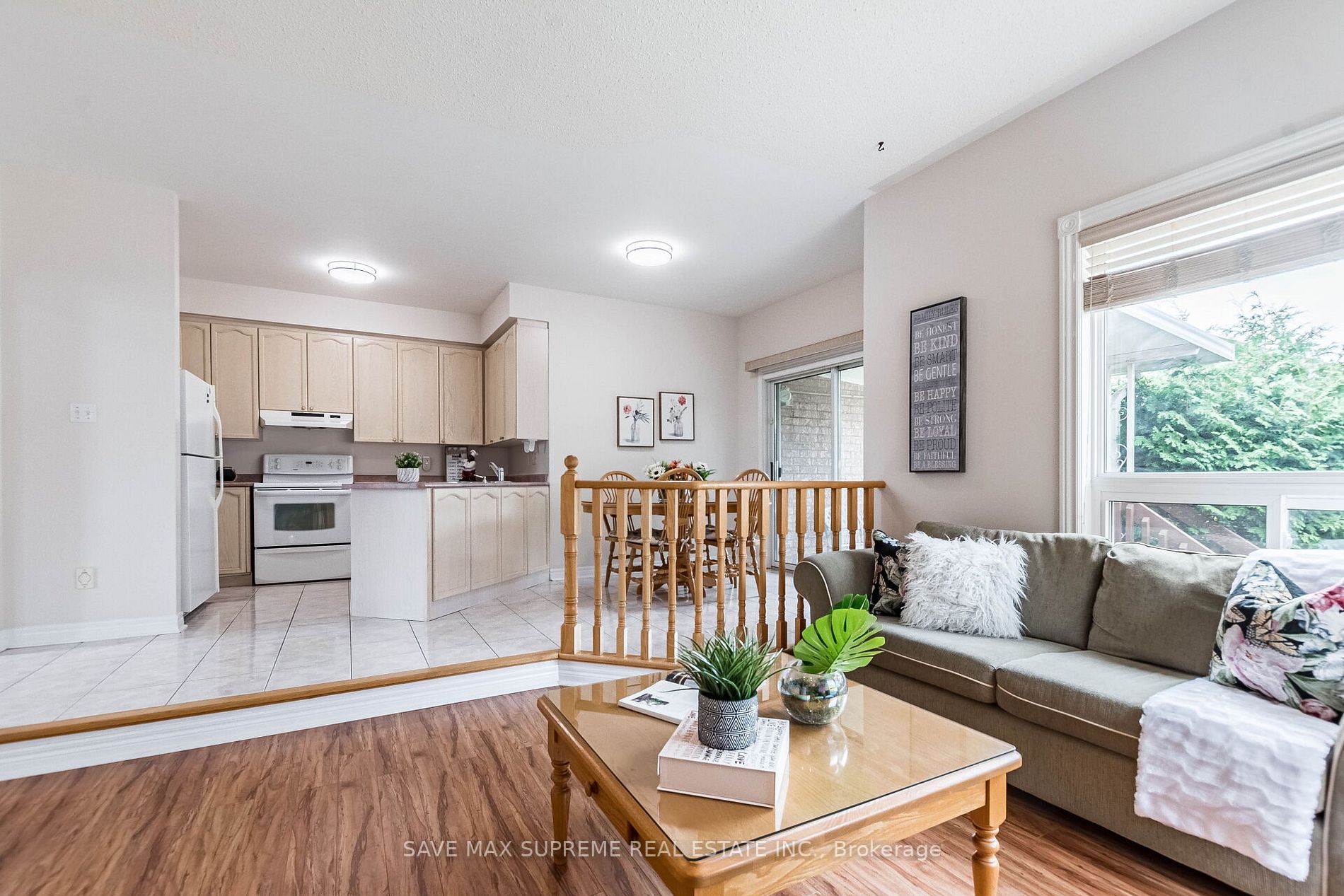 10 Kirkwood Crescent