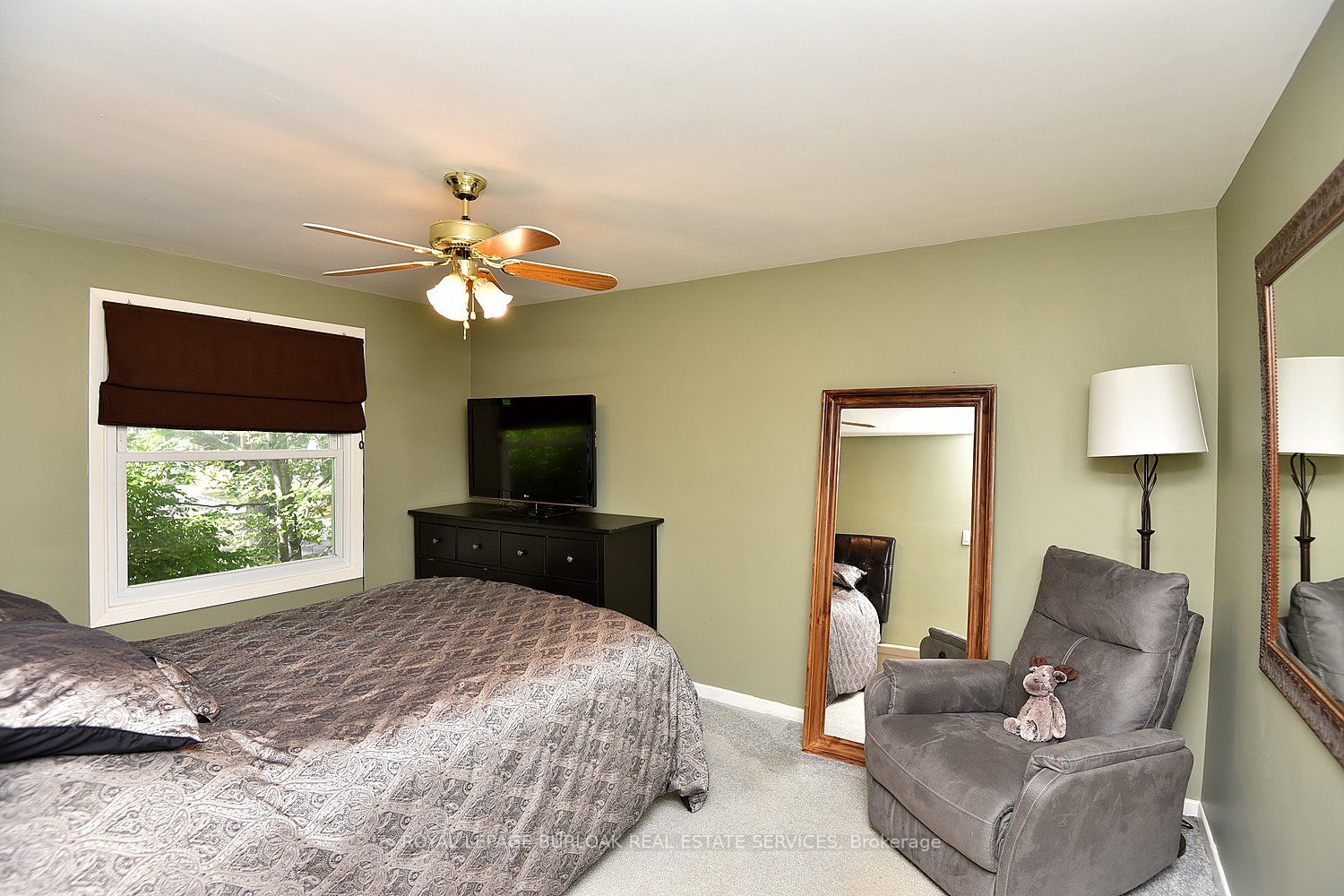 581 Braemore Rd