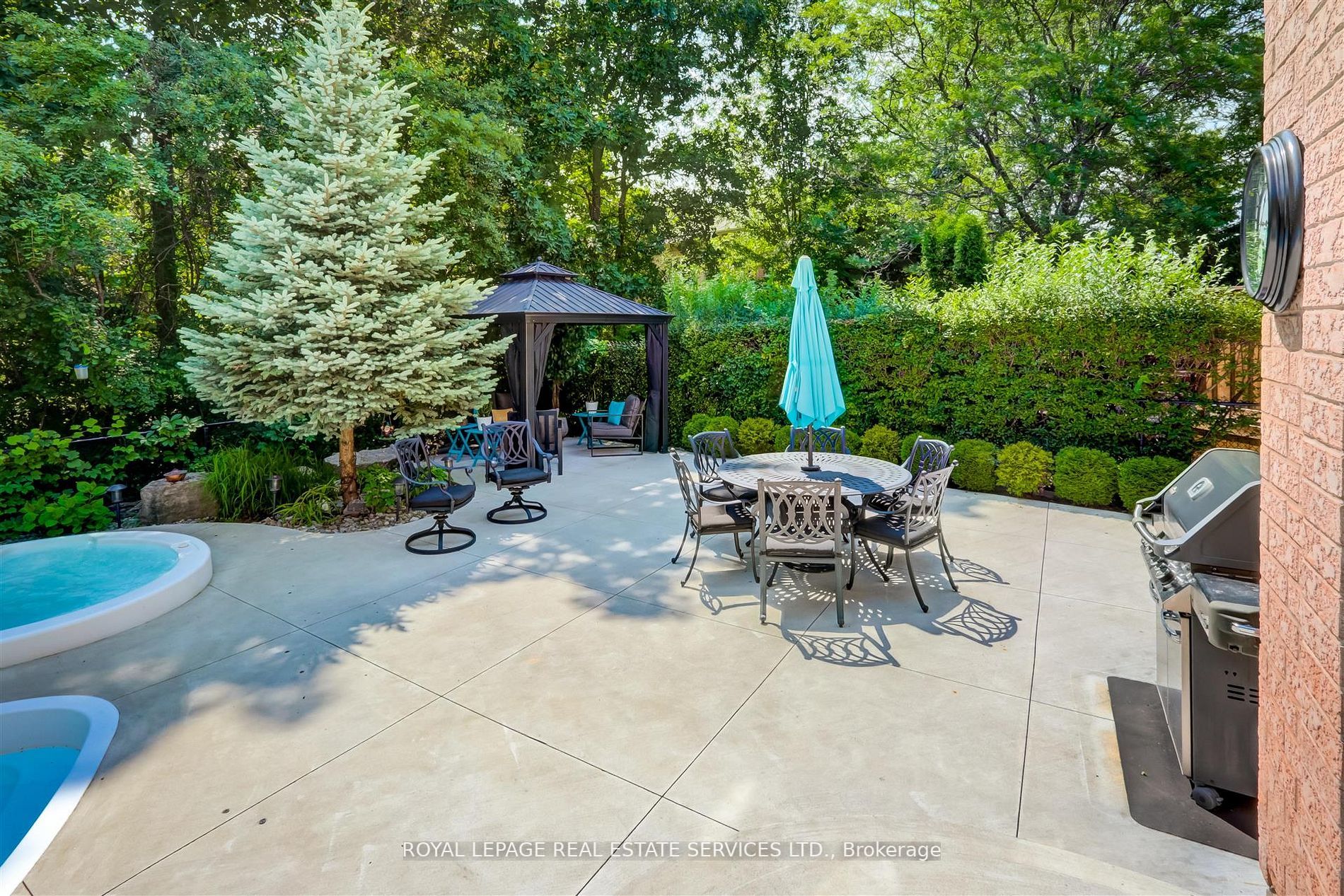 2180 Bloomfield Dr