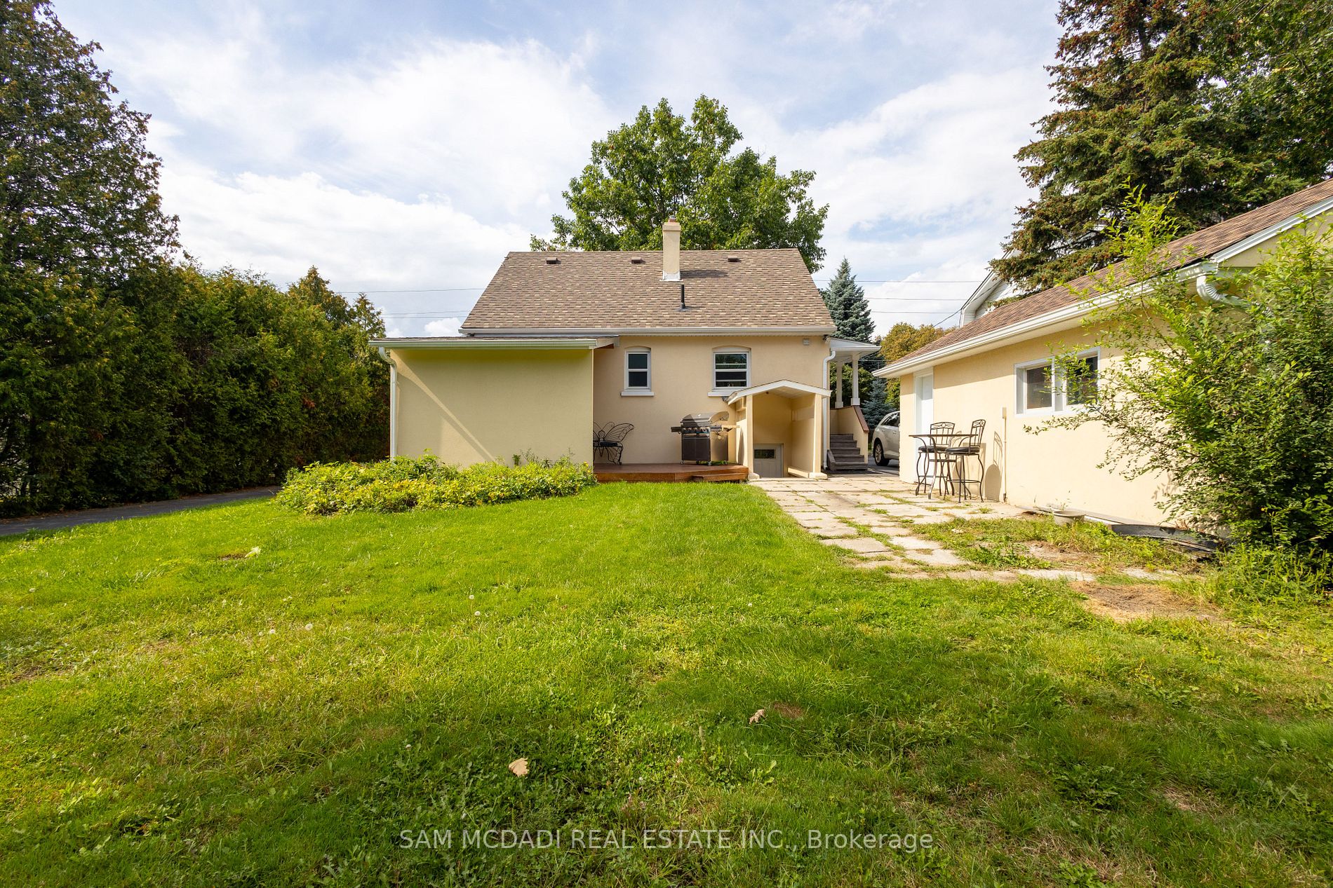 2014 Balsam Avenue