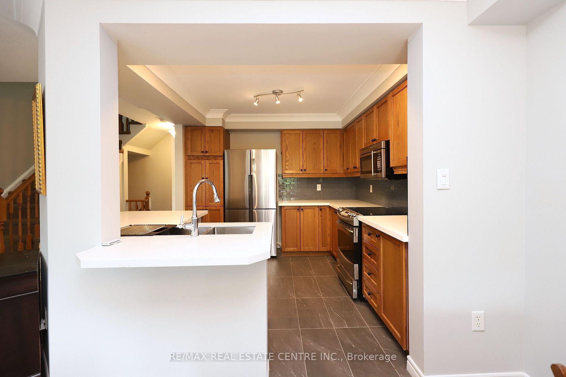 130 Robert St, #26