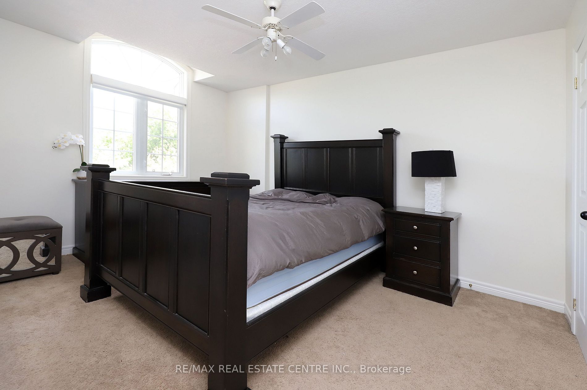 130 Robert St, #26