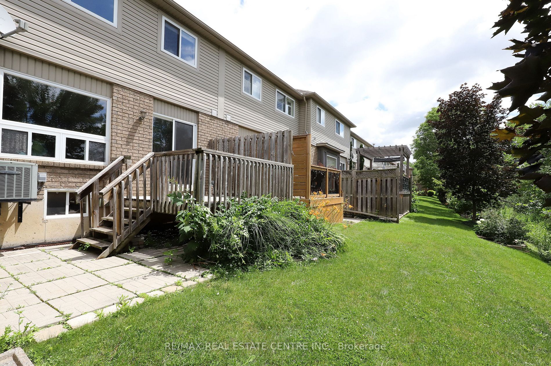 130 Robert St, #26