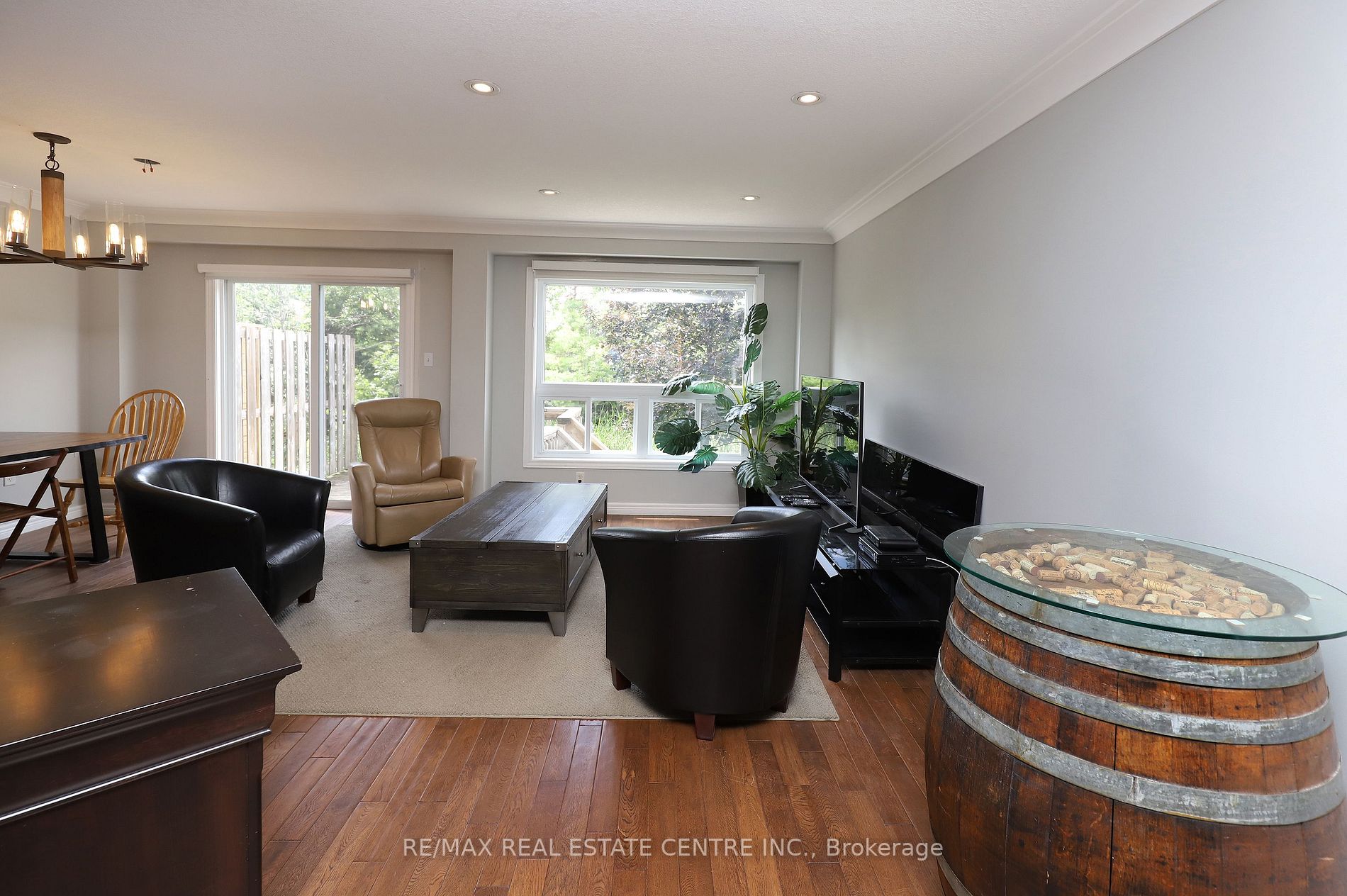 130 Robert St, #26