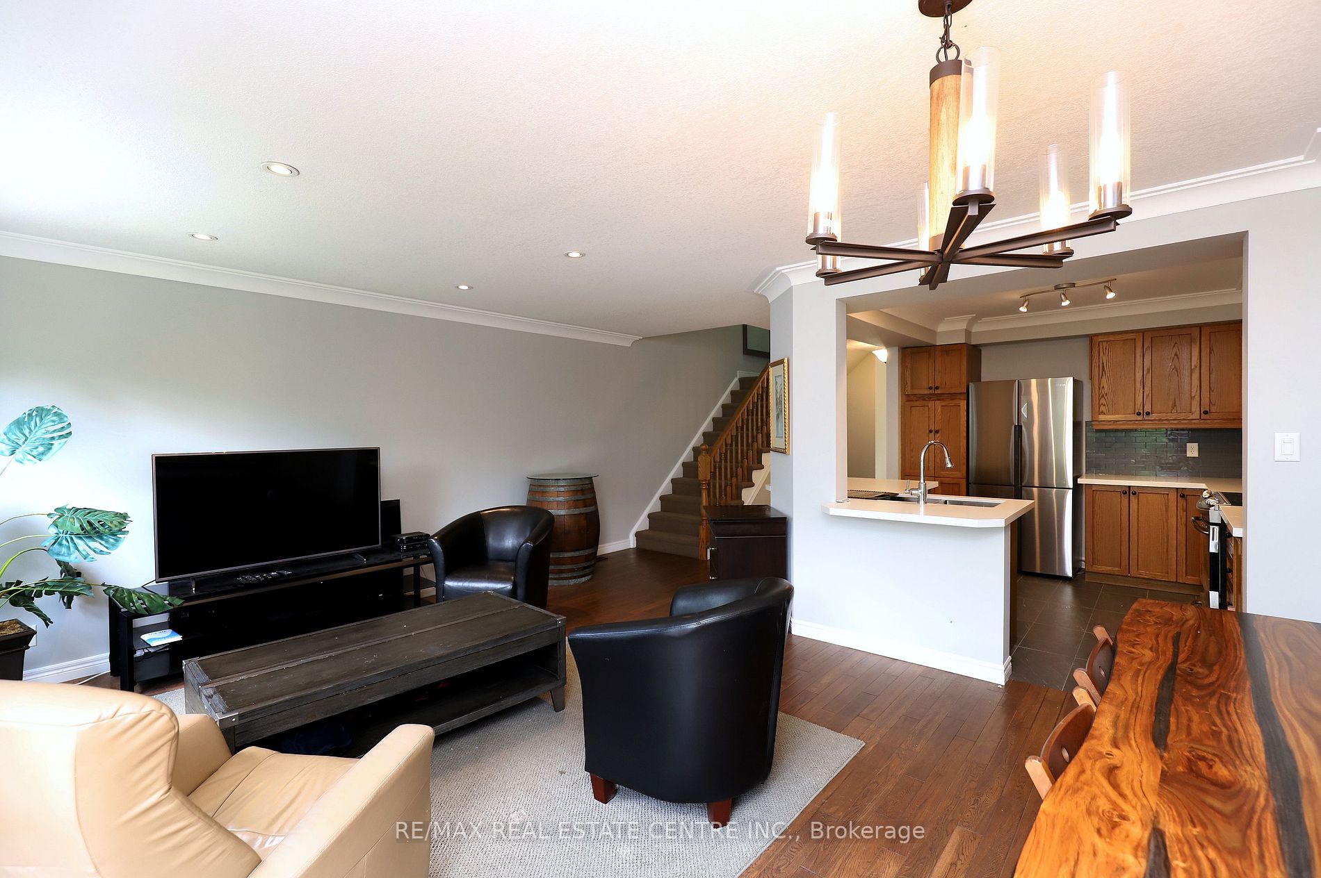 130 Robert St, #26