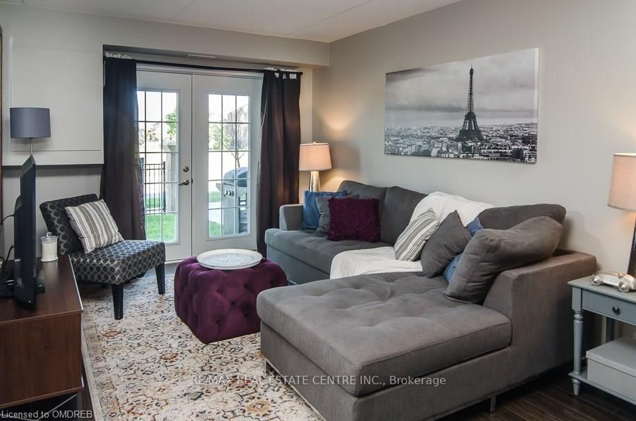 1370 Main St E, #103