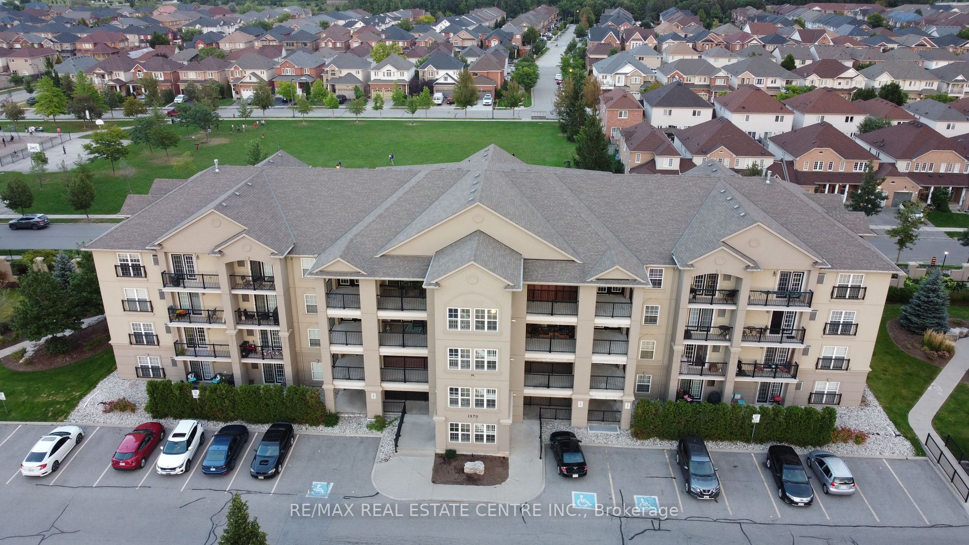 1370 Main St E, #103