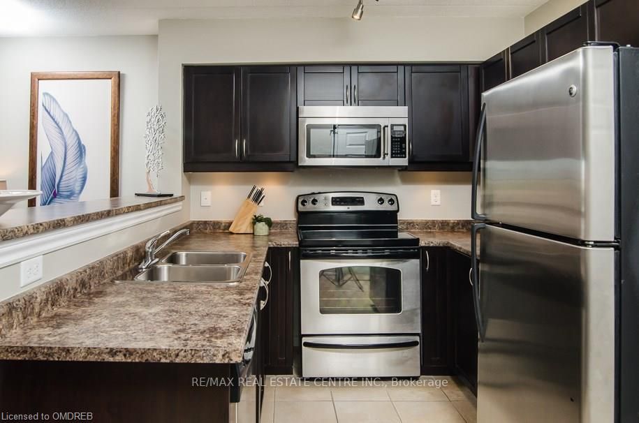 1370 Main St E, #103