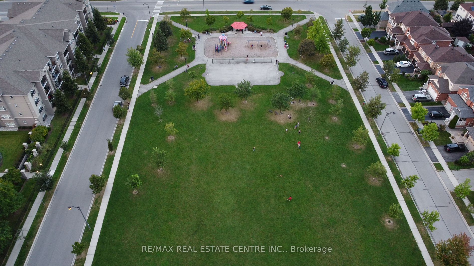 1370 Main St E, #103