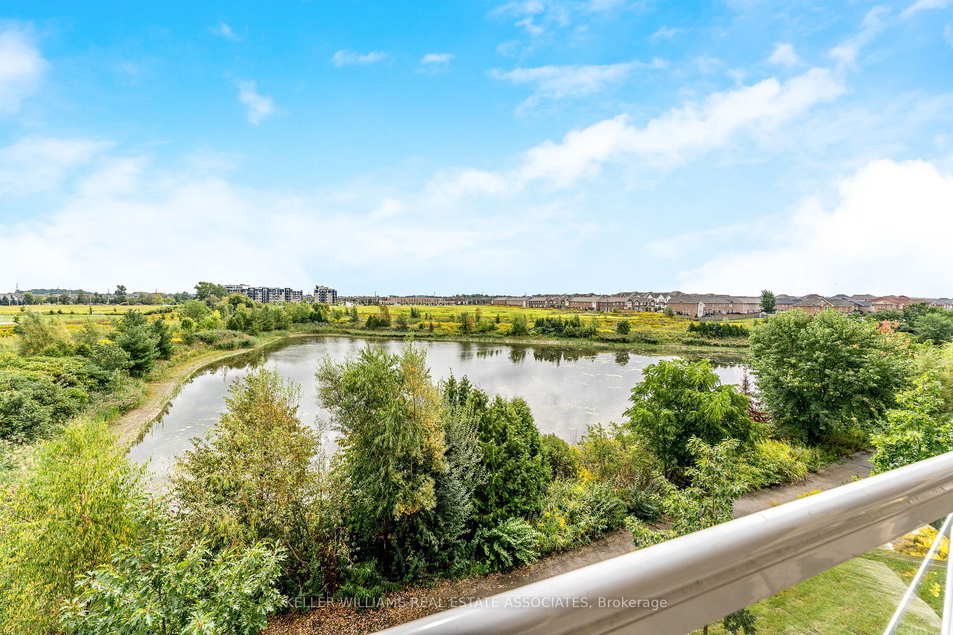 1370 Costigan Rd, #304