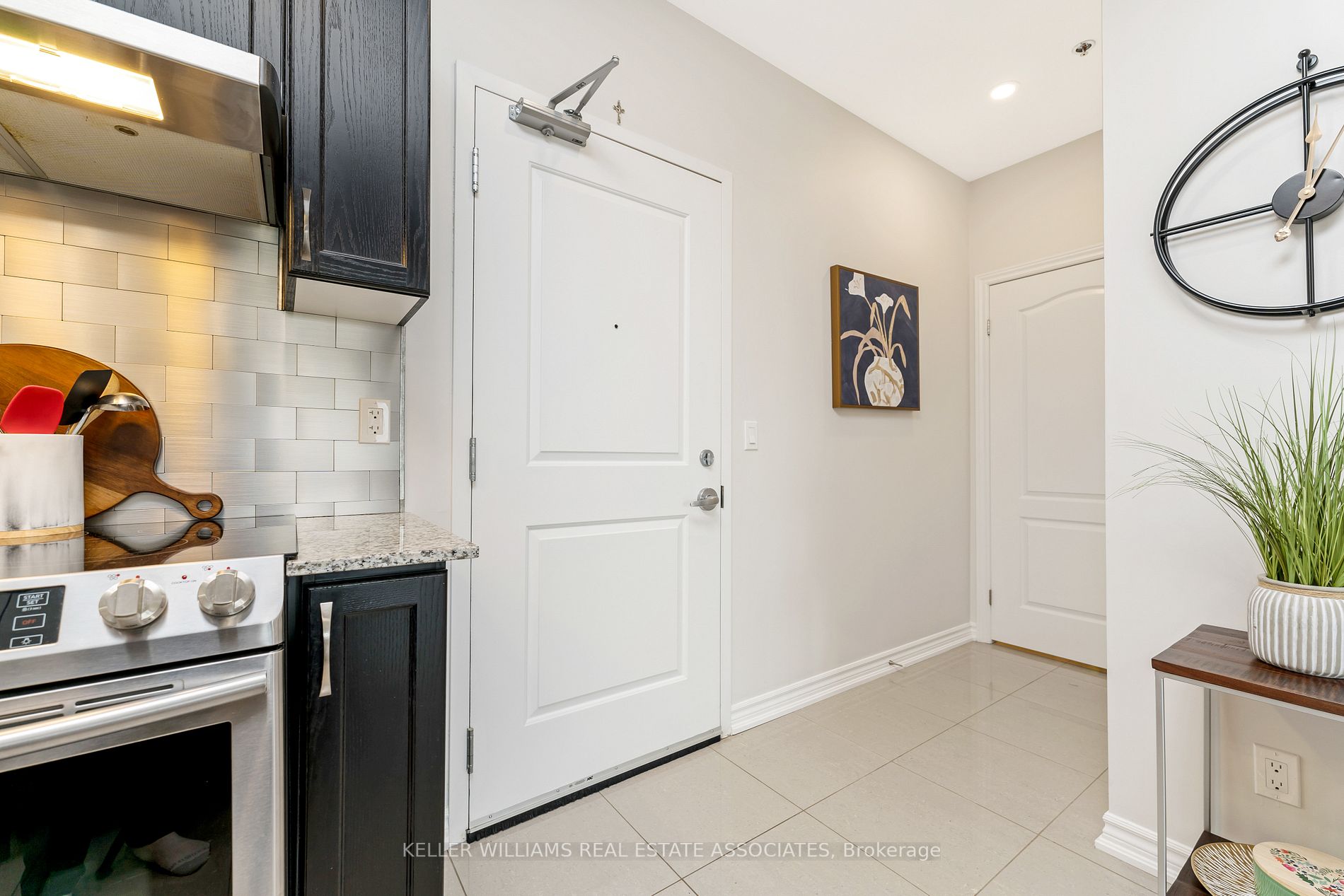 1370 Costigan Rd, #304