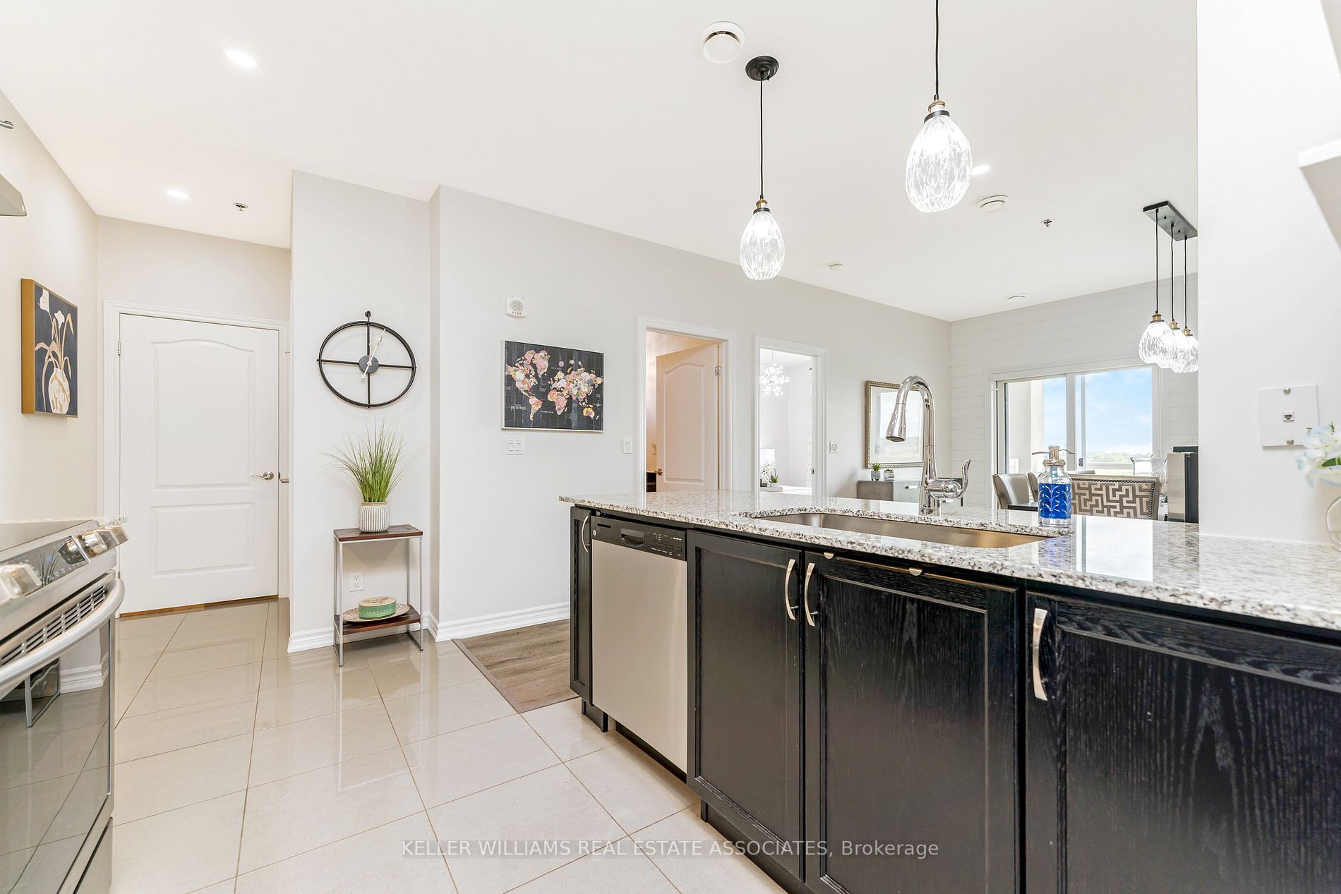 1370 Costigan Rd, #304