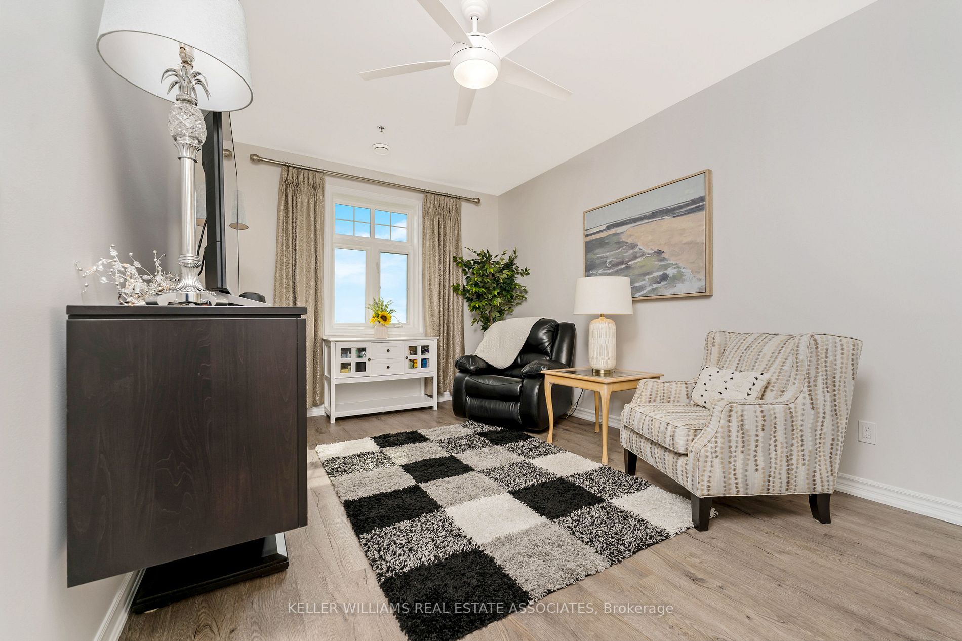 1370 Costigan Rd, #304