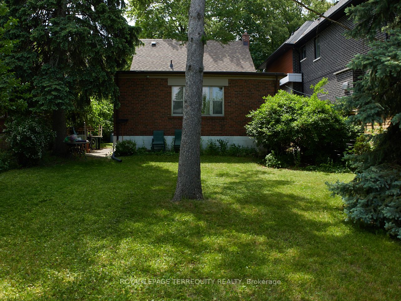 11 Bentley Drive