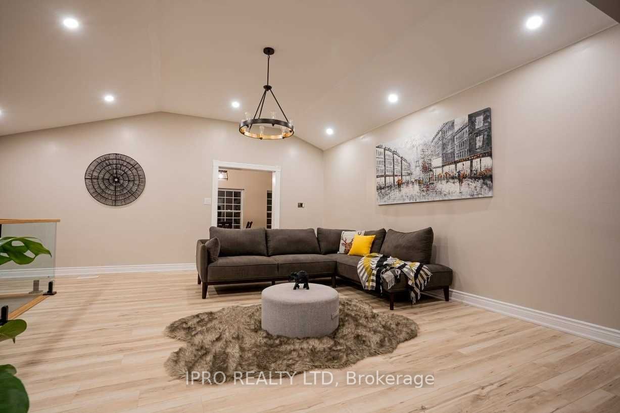 2300 Olde Base Line Road