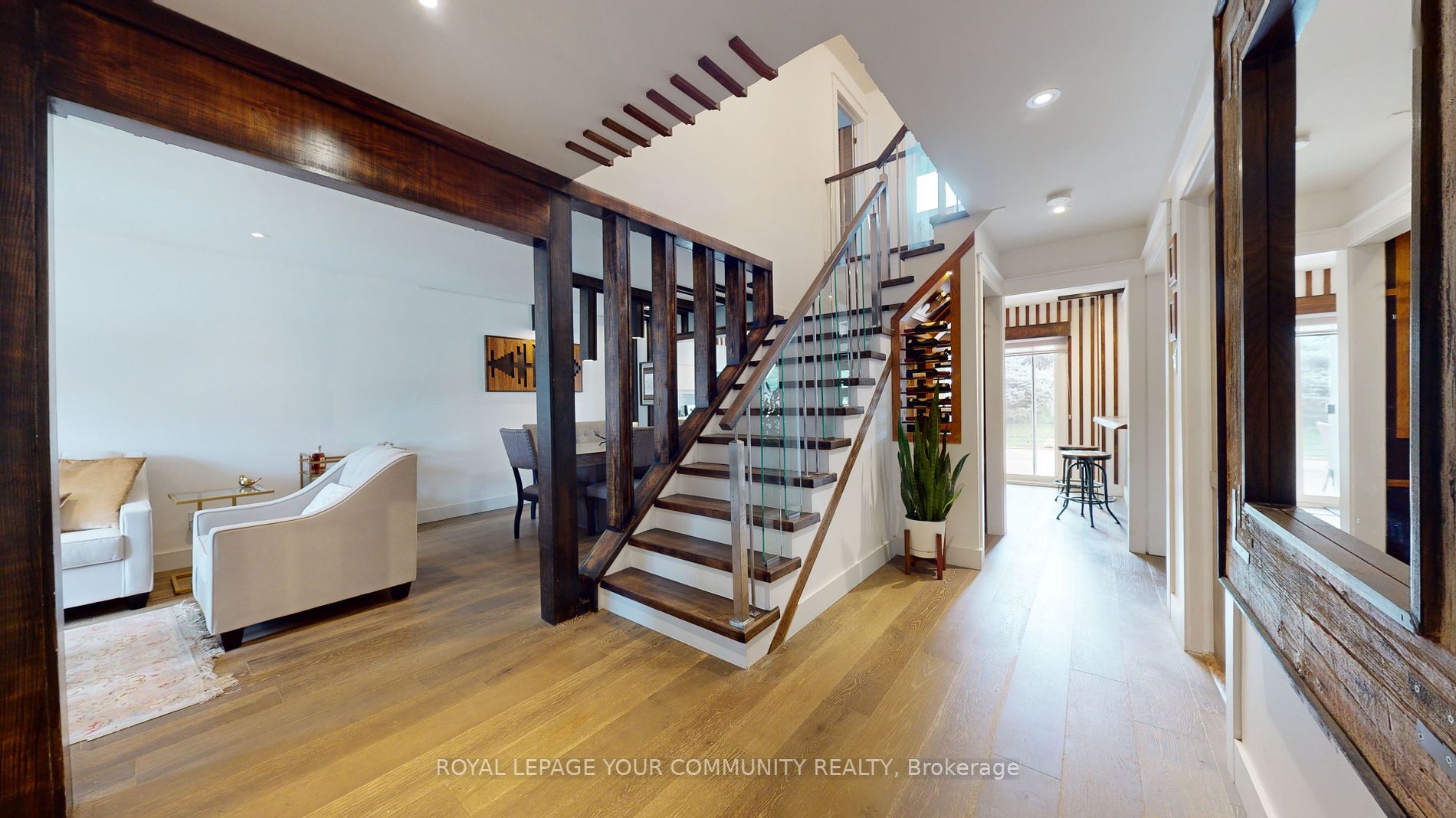 5 King Arthurs Crt