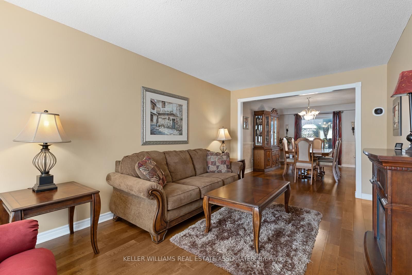 3317 Waxwing Dr