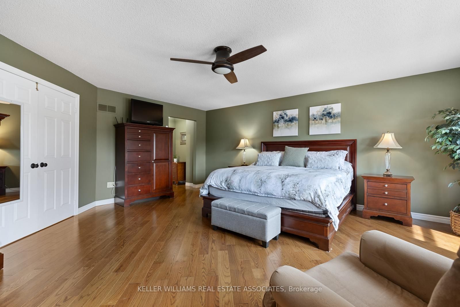 3317 Waxwing Dr