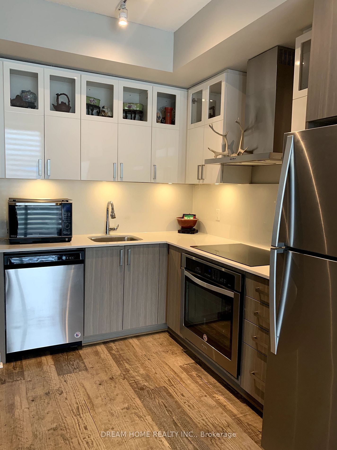 5240 Dundas St, #B308
