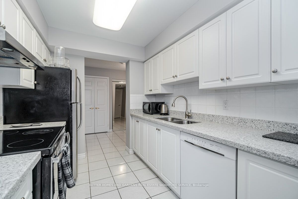 35 Kingsbridge Gardens Circ, #2012