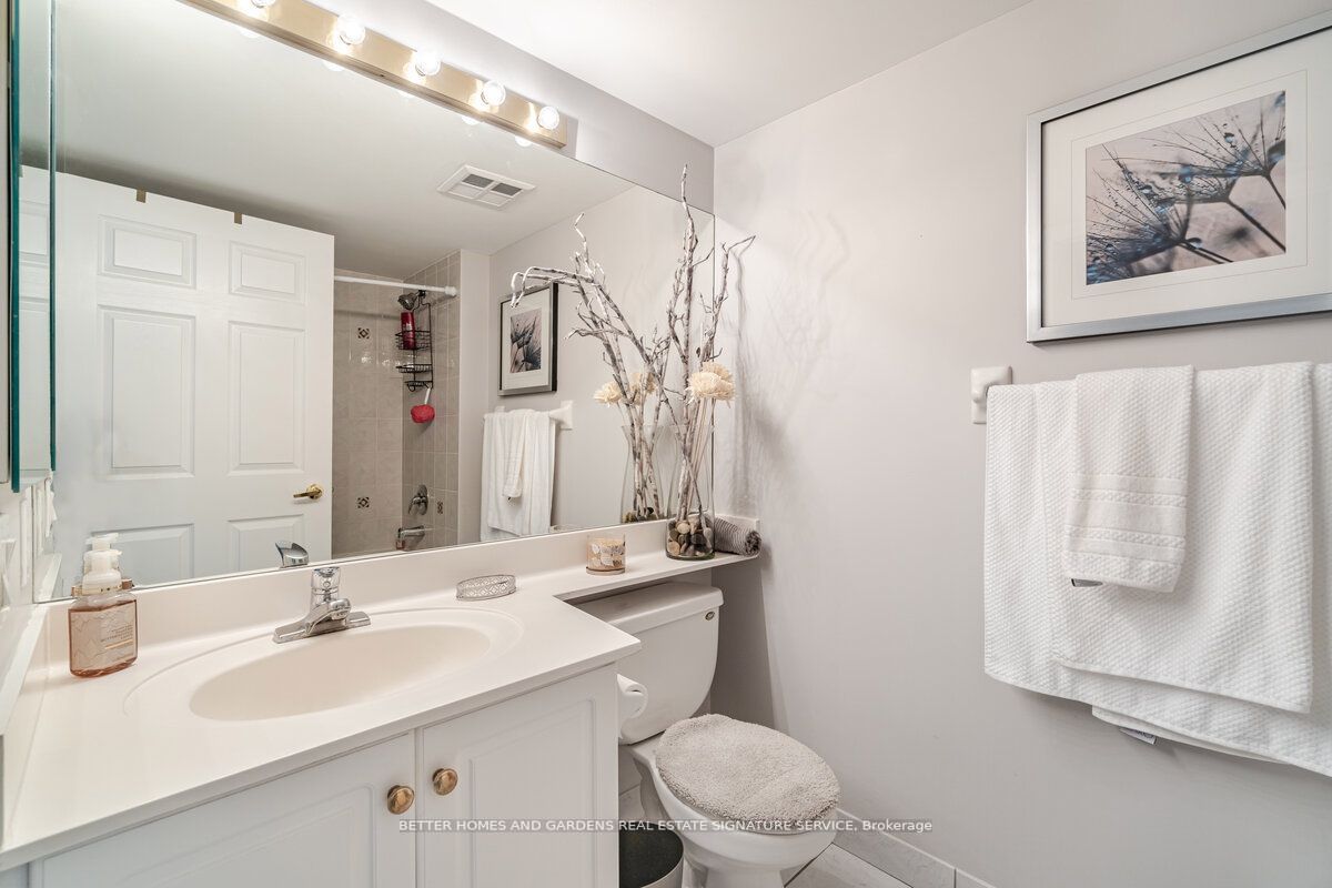 35 Kingsbridge Gardens Circ, #2012