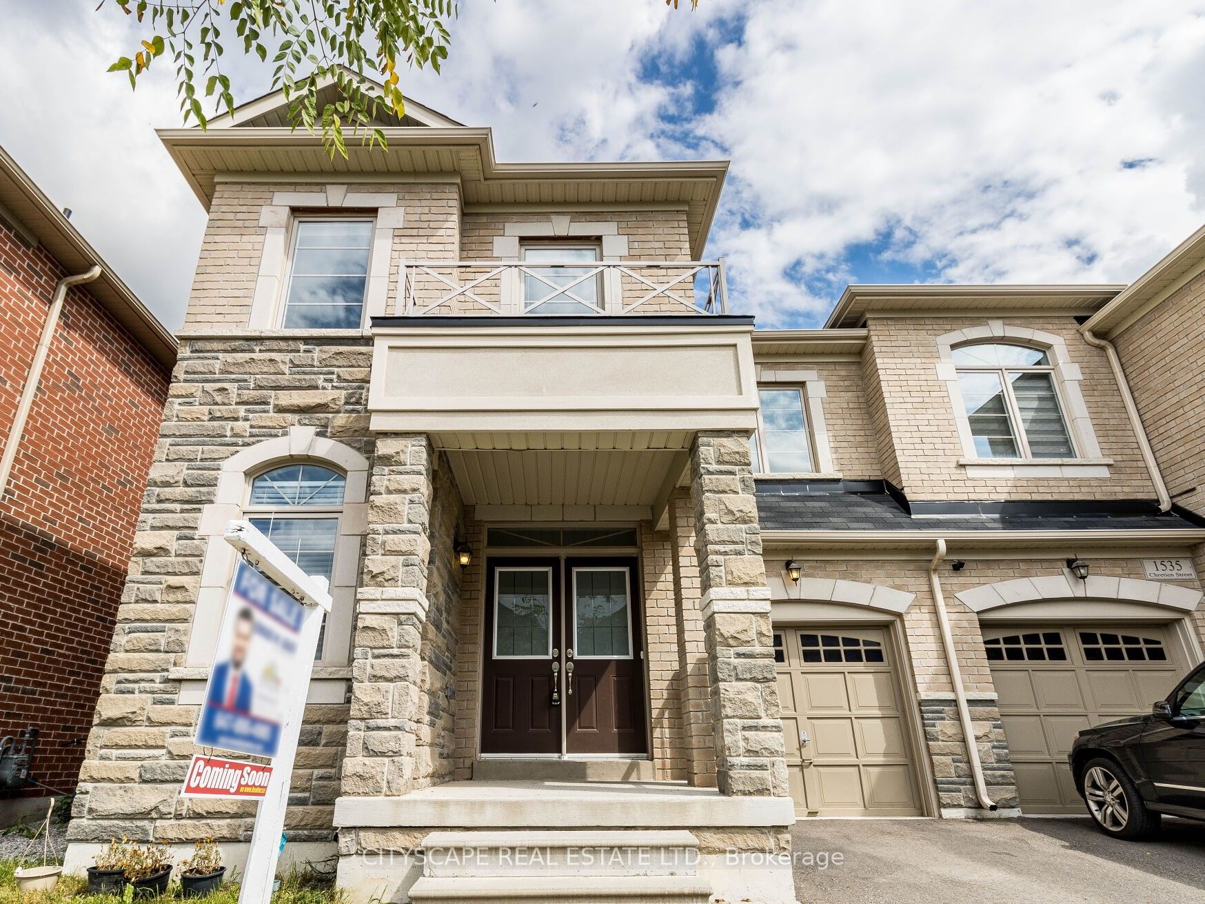 1533 Chretien St