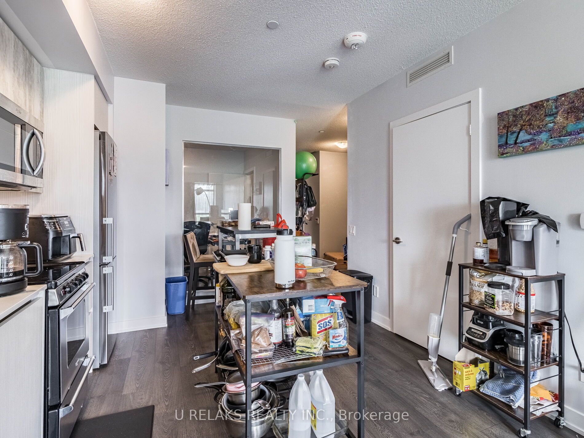 251 Manitoba St, #330