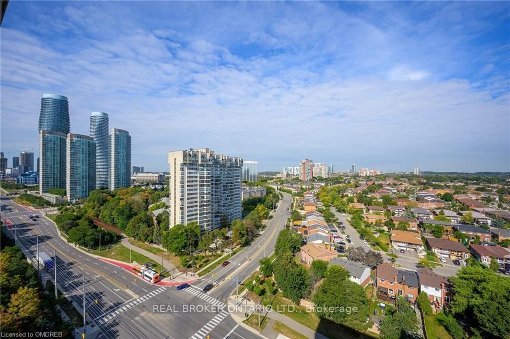200 Burnhamthorpe Rd E, #Ph9