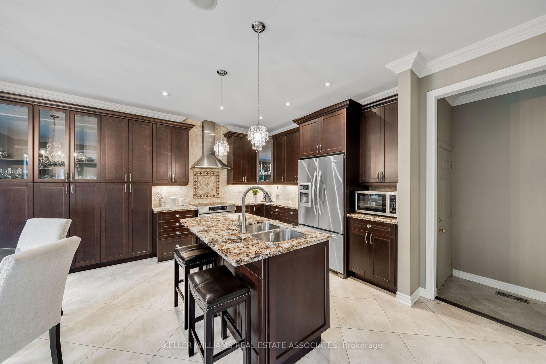 4633 Harbottle Road
