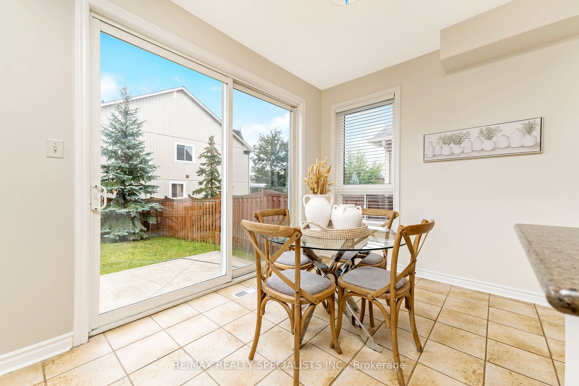 786 Spinning Wheel Cres
