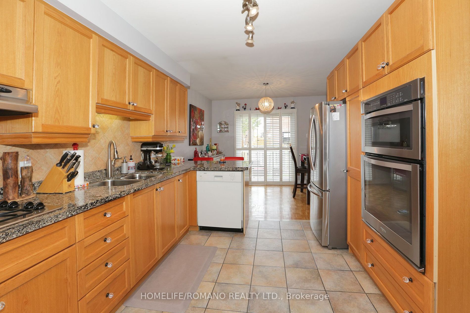 63 Pavin Crescent