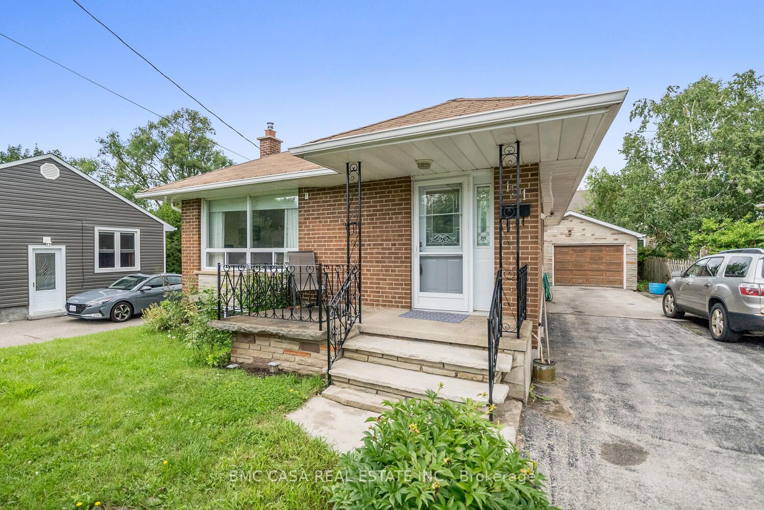 151 Bell St