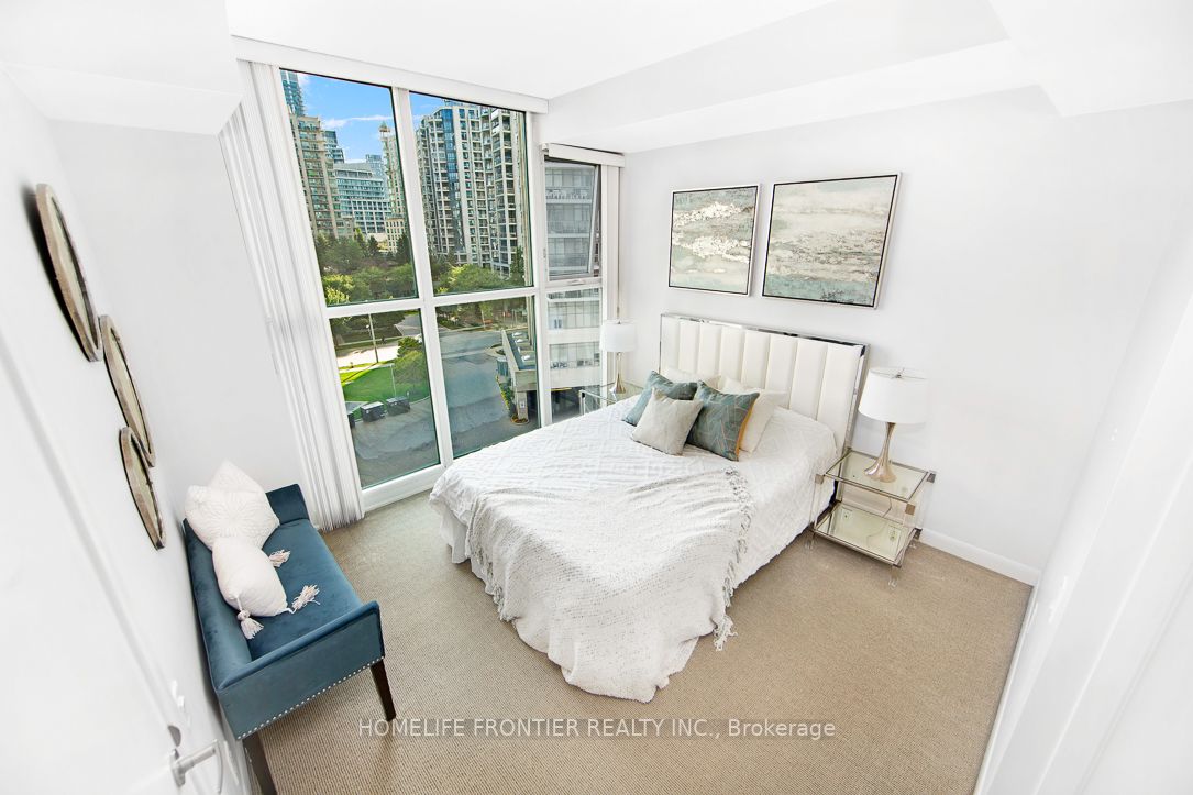 2067 Lake Shore Blvd W, #506