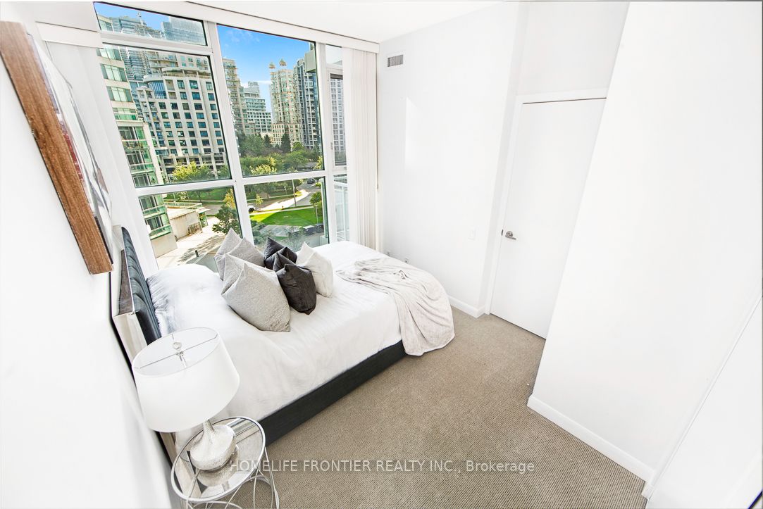 2067 Lake Shore Blvd W, #506