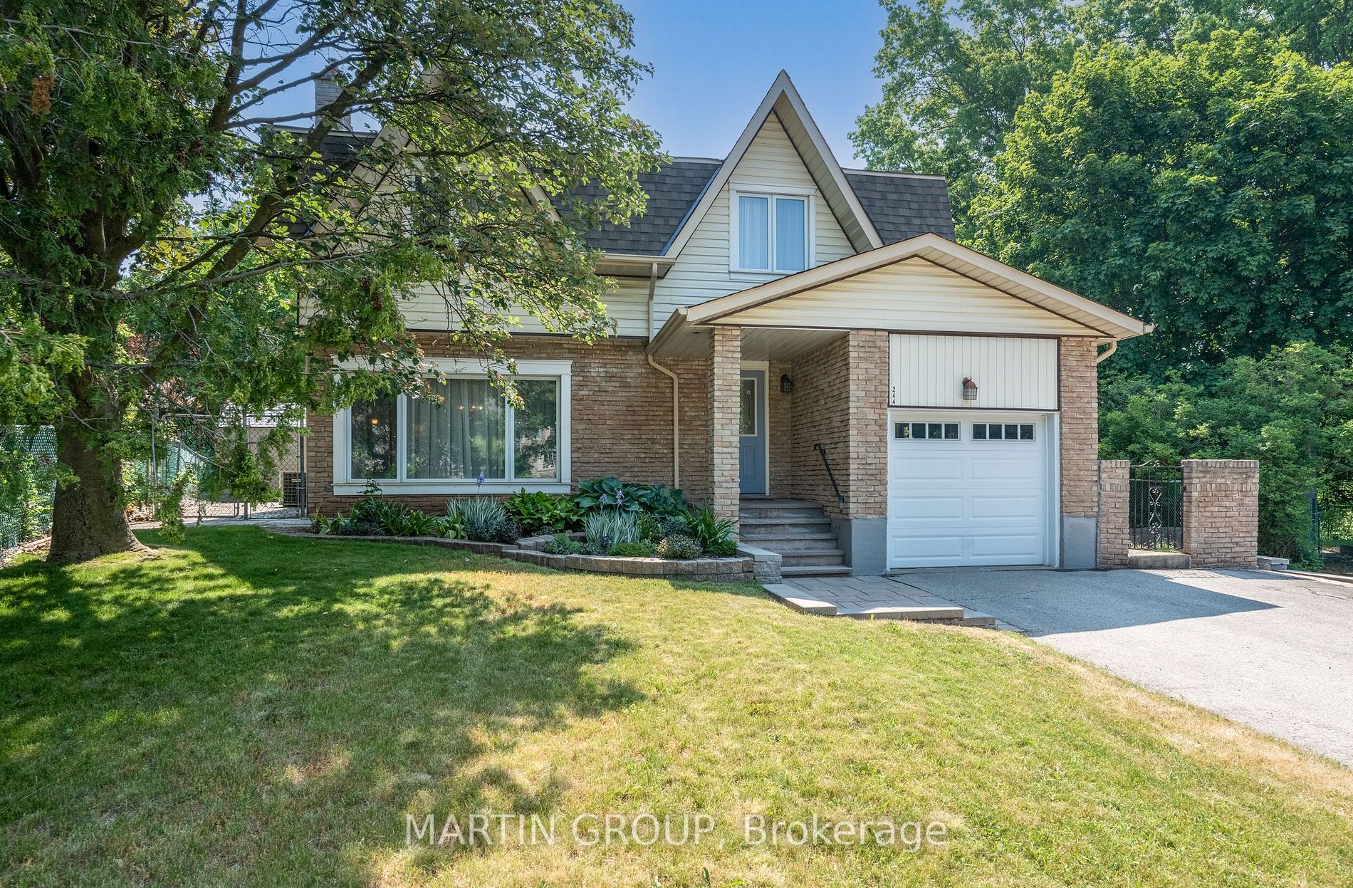 244 Overton Pl