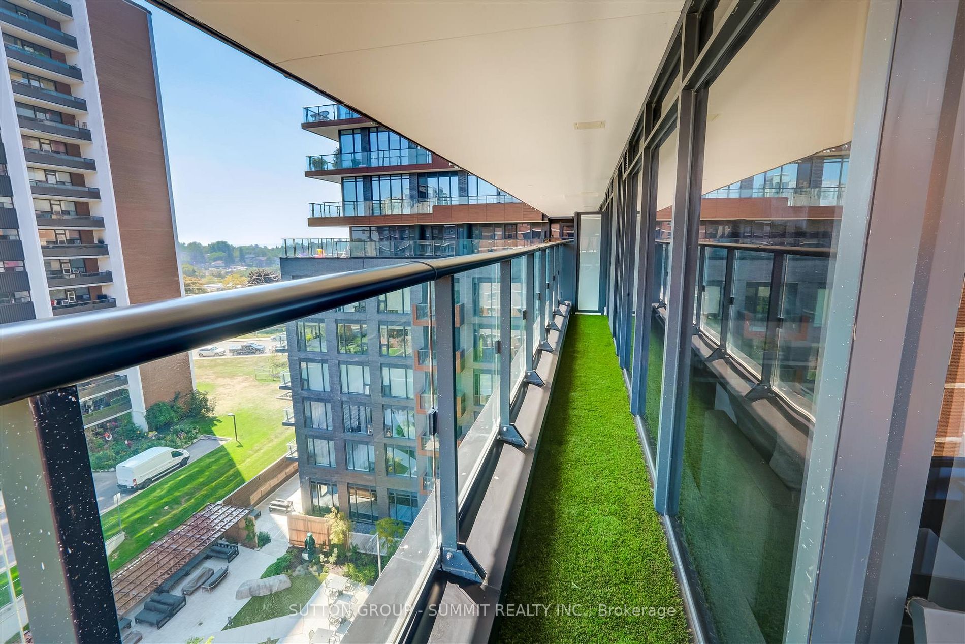 21 Park St E, #815