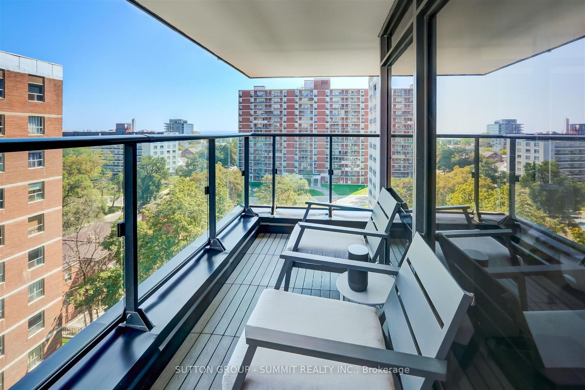 21 Park St E, #815