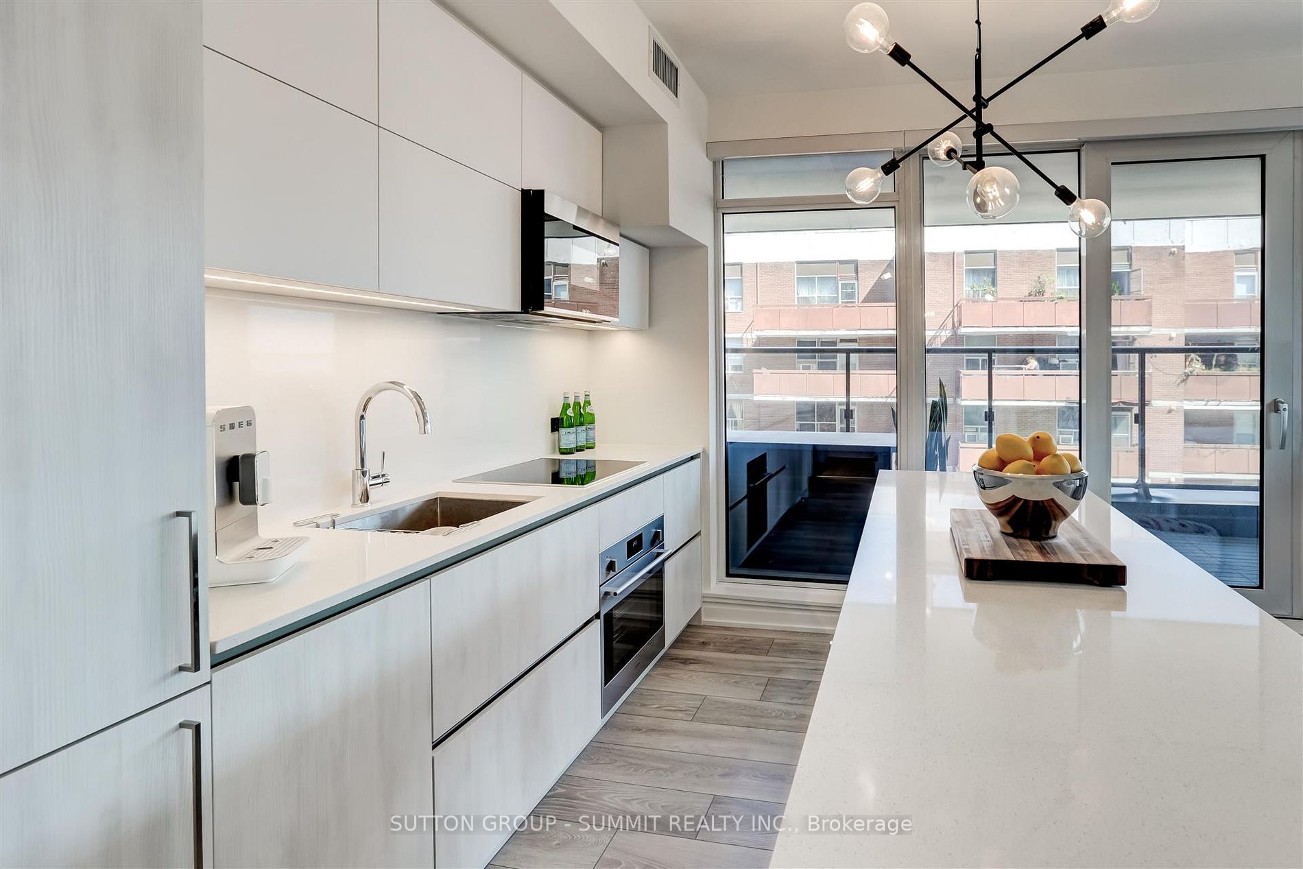 21 Park St E, #815