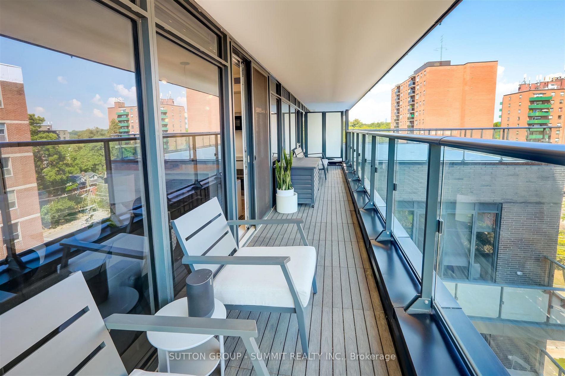 21 Park St E, #815